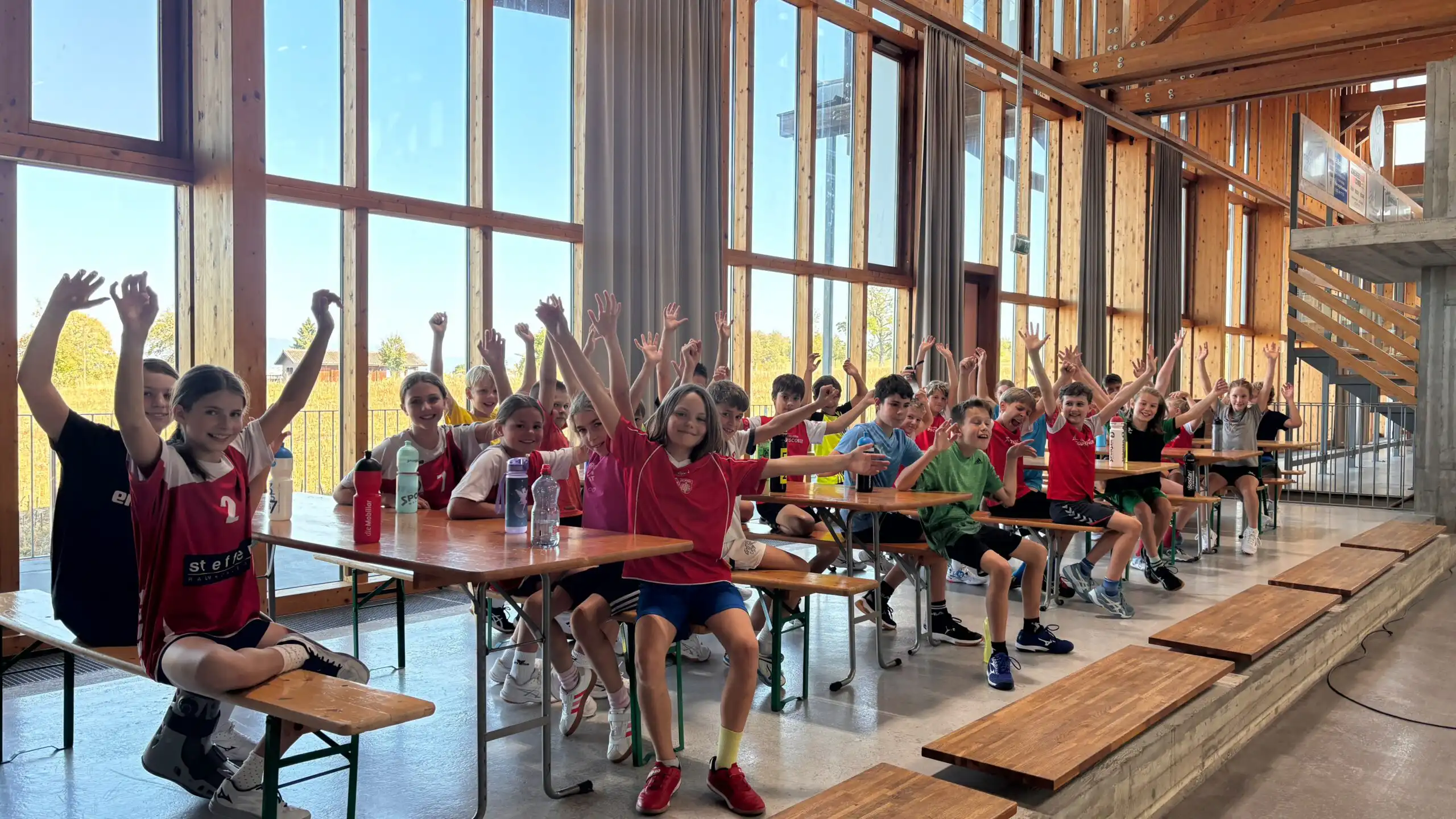 Begeisterte Kinder am Handballcamp